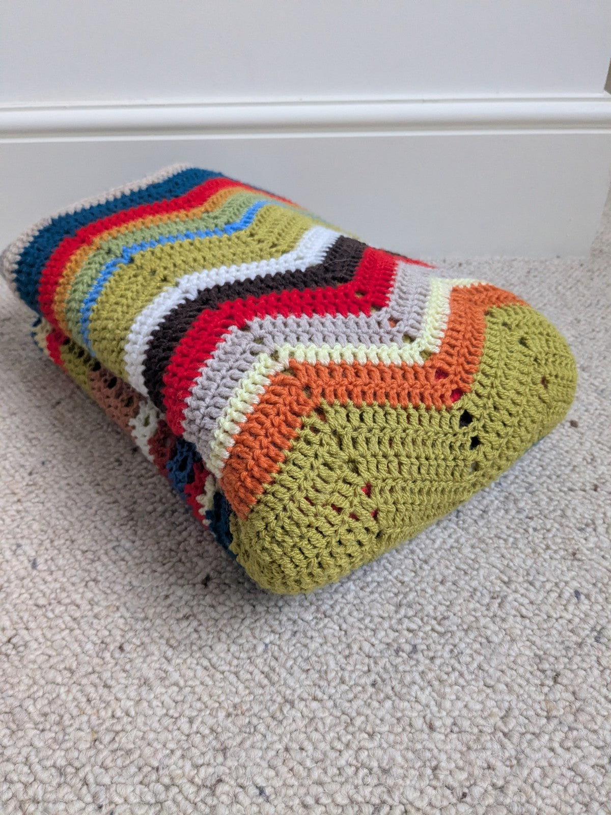 Handmade Crochet Blanket Chevron Multicoloured Zig Zags 150 x 130 cm Bright