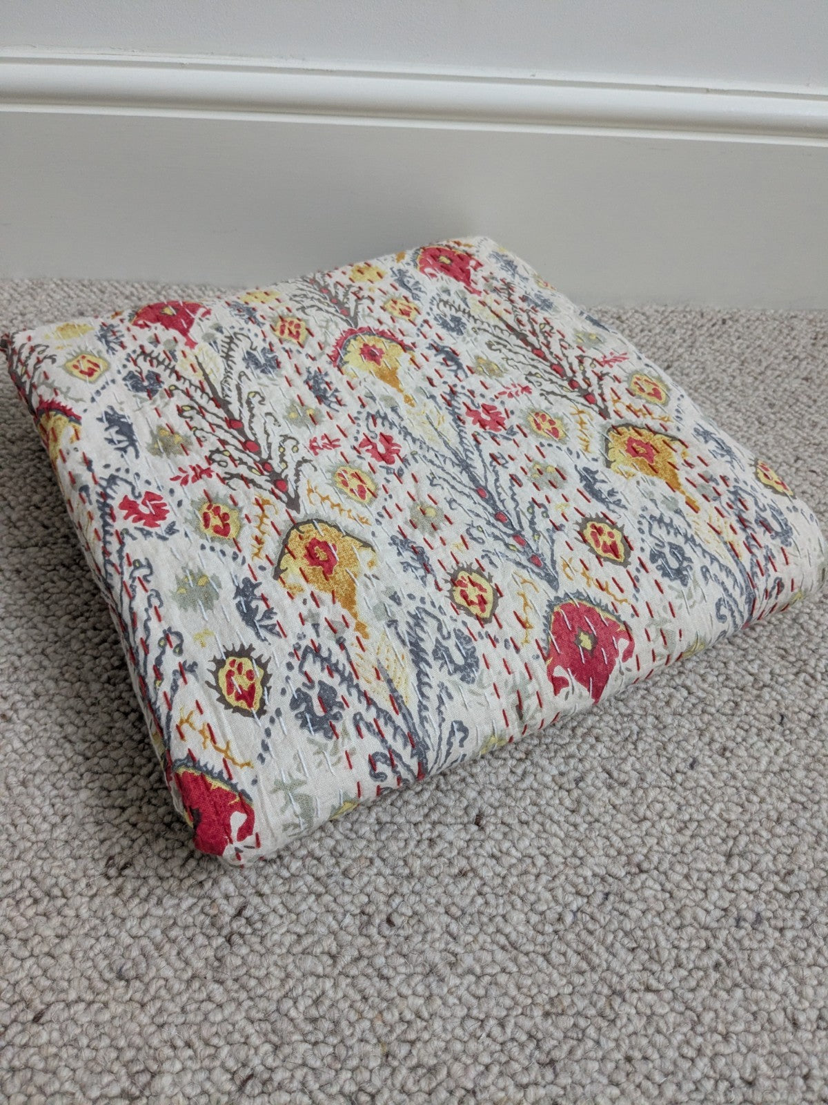 Single Door Curtain Quilted Kantha Throw Pencil W134 x 206 cm Red Yellow READ D.