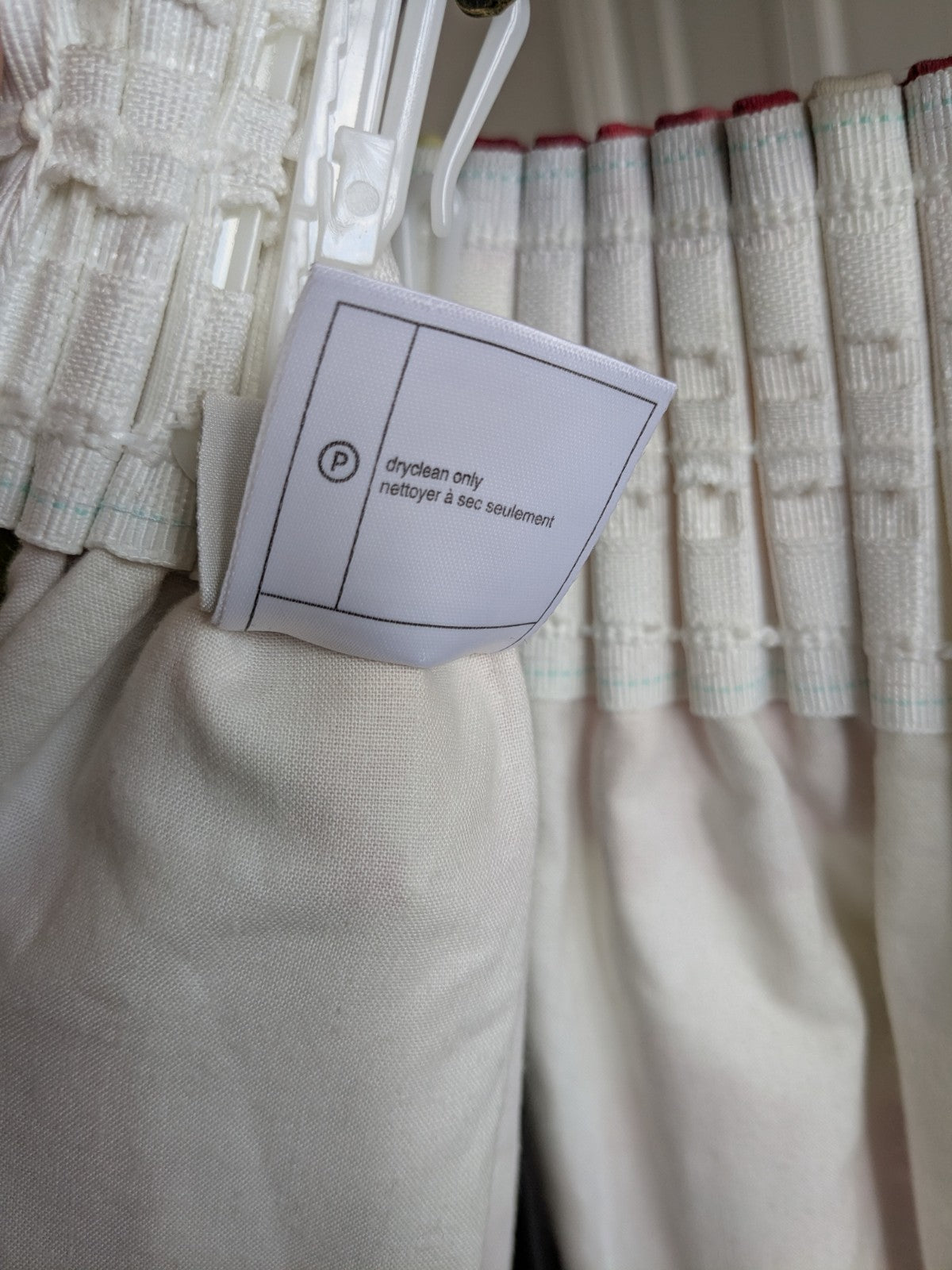 Laura Ashley Single Curtain W88 x L71 in / 226 x 182cm Bright Red Floral Lined