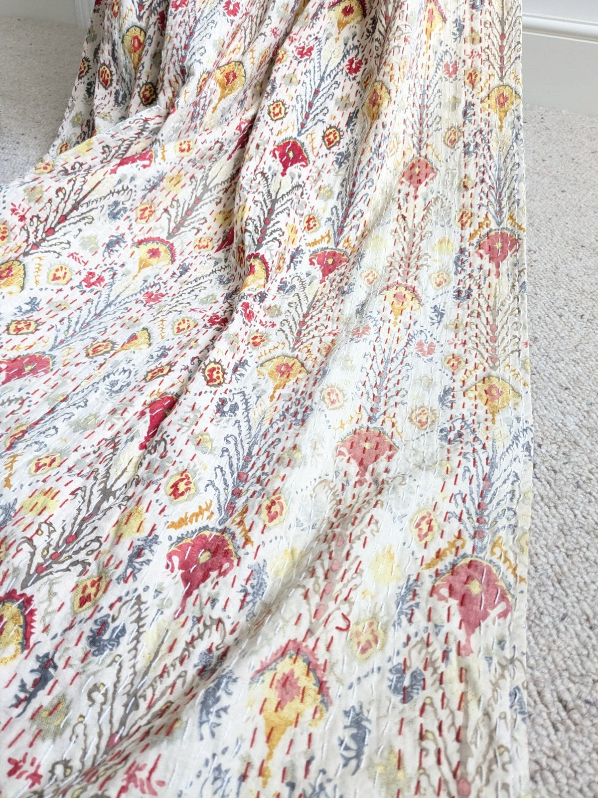 Single Door Curtain Quilted Kantha Throw Pencil W134 x 206 cm Red Yellow READ D.