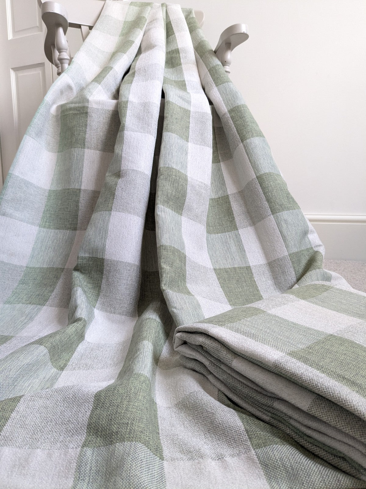 Dunelm Curtains W117 x W183 cm Green Check Jumbo Gingham Chenille Eyelet 