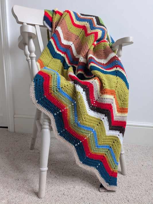 Handmade Crochet Blanket Chevron Multicoloured Zig Zags 150 x 130 cm Bright 