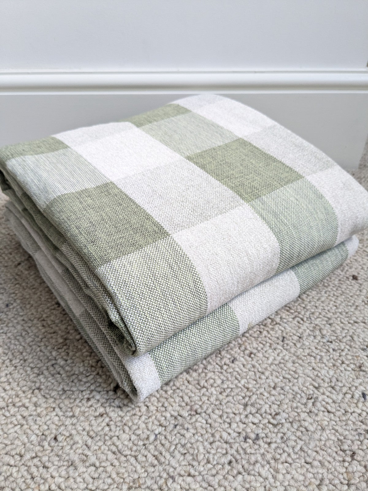 Dunelm Curtains W117 x W183 cm Green Check Jumbo Gingham Chenille Eyelet 