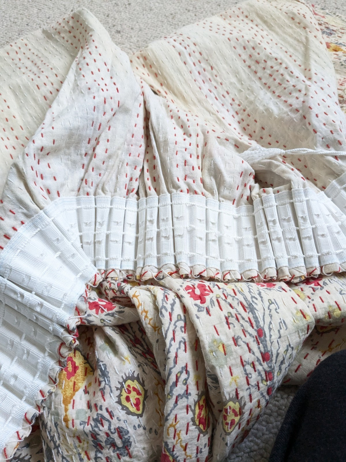 Single Door Curtain Quilted Kantha Throw Pencil W134 x 206 cm Red Yellow READ D.