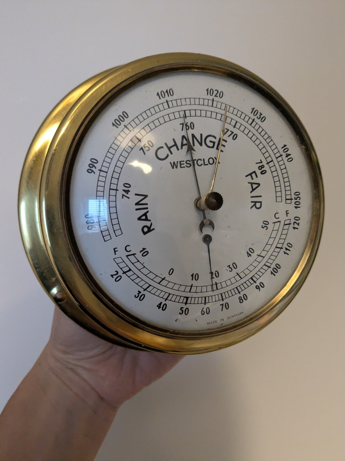 Westclox Wall Mounted Barometer Thermometer Home Weather Brass 6 x 2 in 